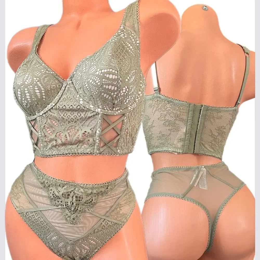 Victoria’s Secret Set Dream Angels Balconet Bra & High Waist Thong Panty 34DD/S